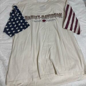 Harley-Davidson Cream T-Shirt with Flag Sleeves